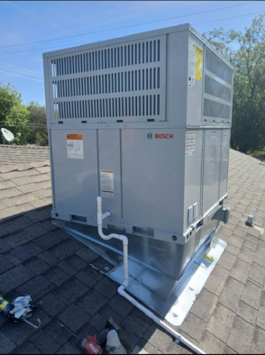 Bosch packaged heat pump installation on a Redding CA rooftop