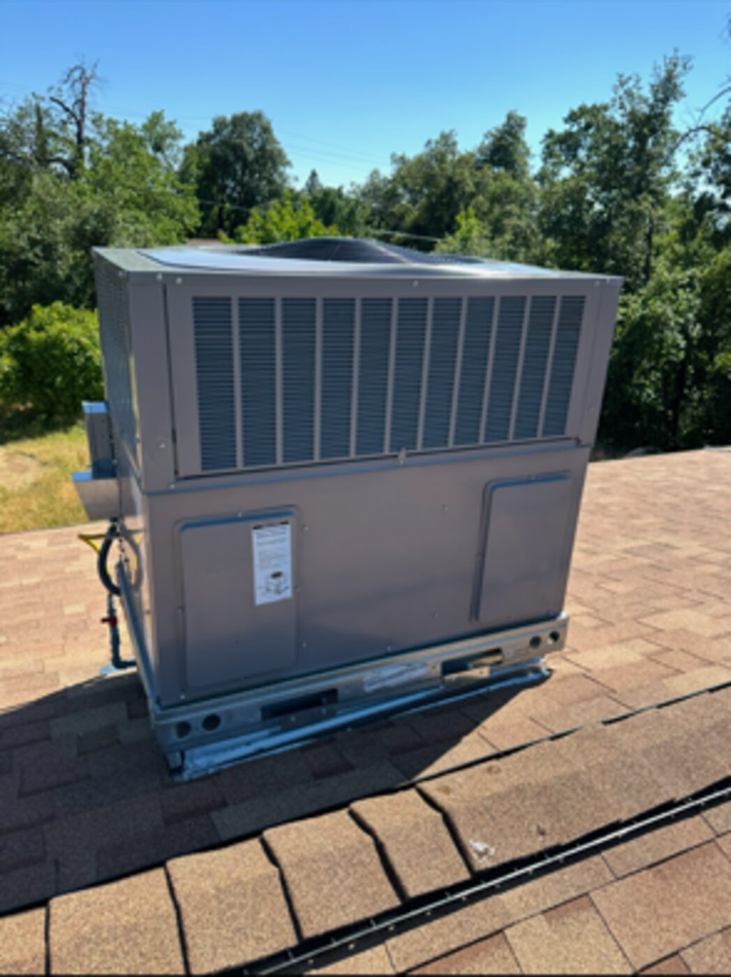 Rooftop air conditioning package unit installed in Shasta County, CA